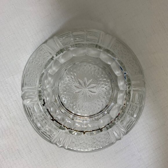 Vintage Clear Glass Serving Bowl Intricate Cut Starburst & Geometric Patterns - Picture 4 of 7